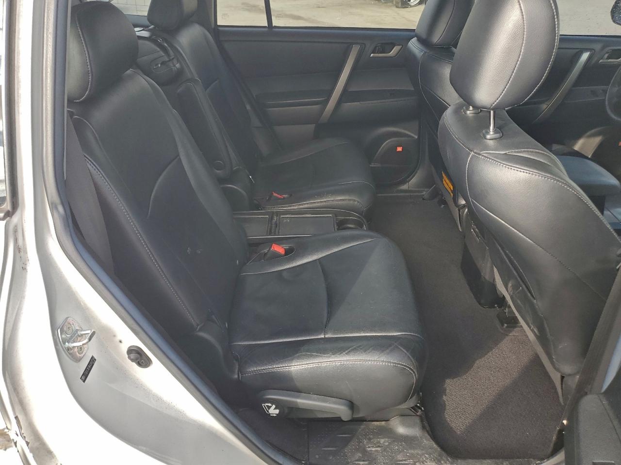 Lot #3311656240 2010 TOYOTA HIGHLANDER