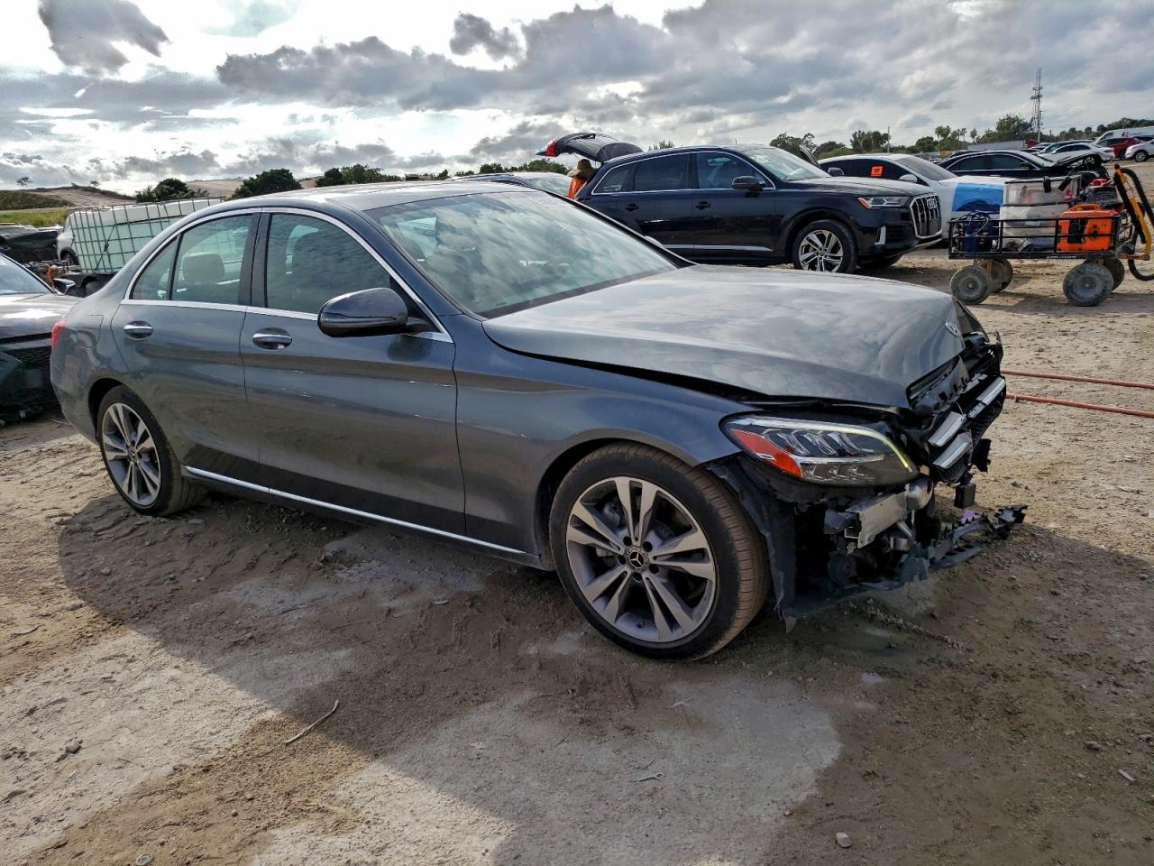 MERCEDES-BENZ C-CLASS 300