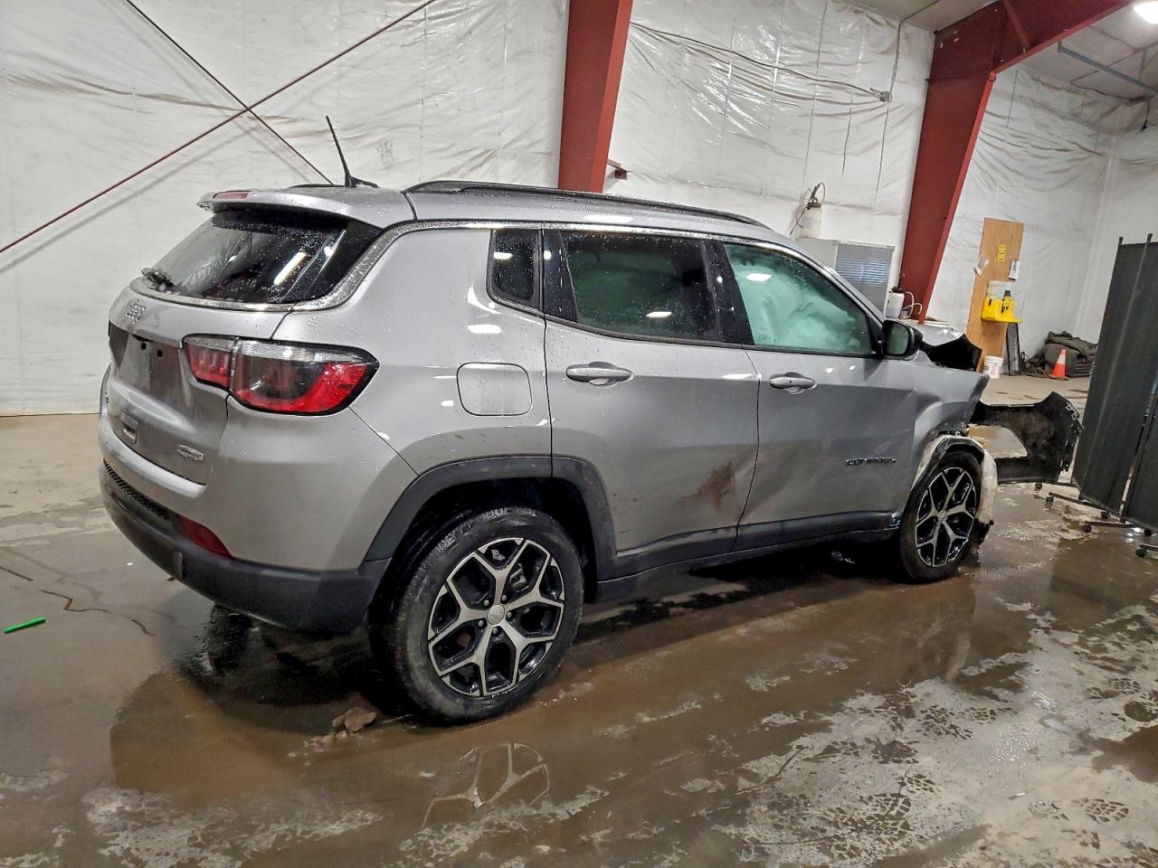 JEEP COMPASS LATITUDE