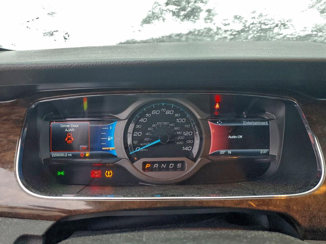 Lot #3308309167 2017 FORD TAURUS LIM