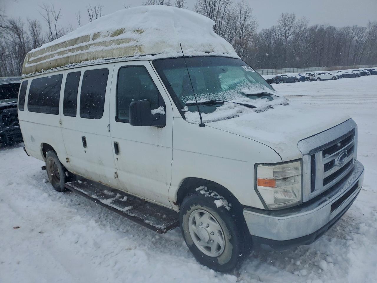 FORD ECONOLINE E350 SUPER DUTY WAGON
