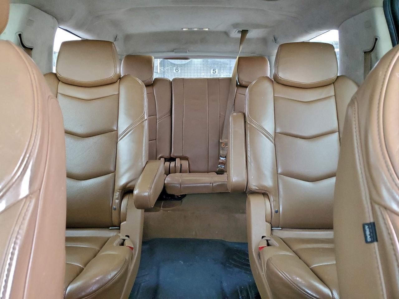 CADILLAC ESCALADE ESV PLATINUM