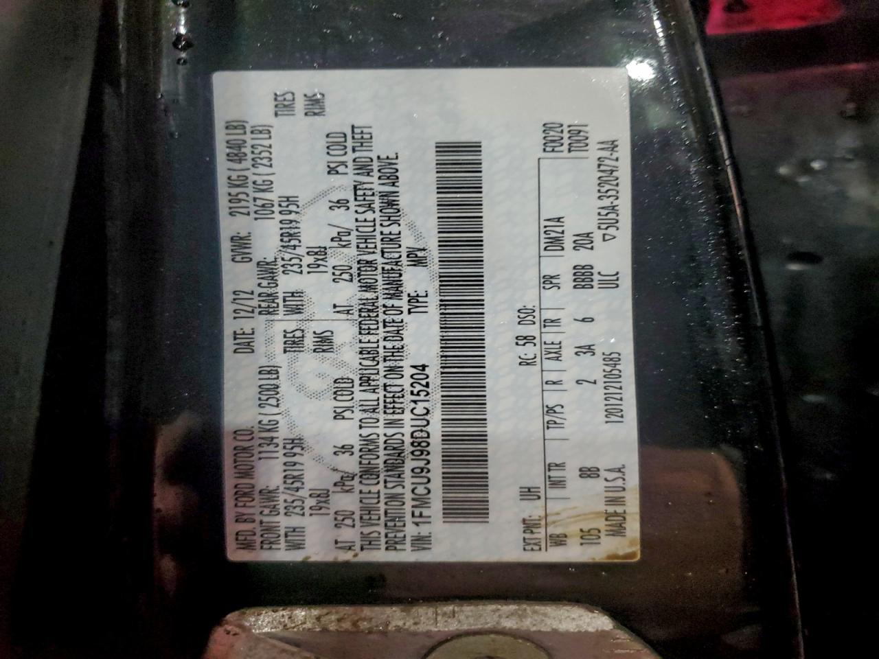 FORD ESCAPE TITANIUM