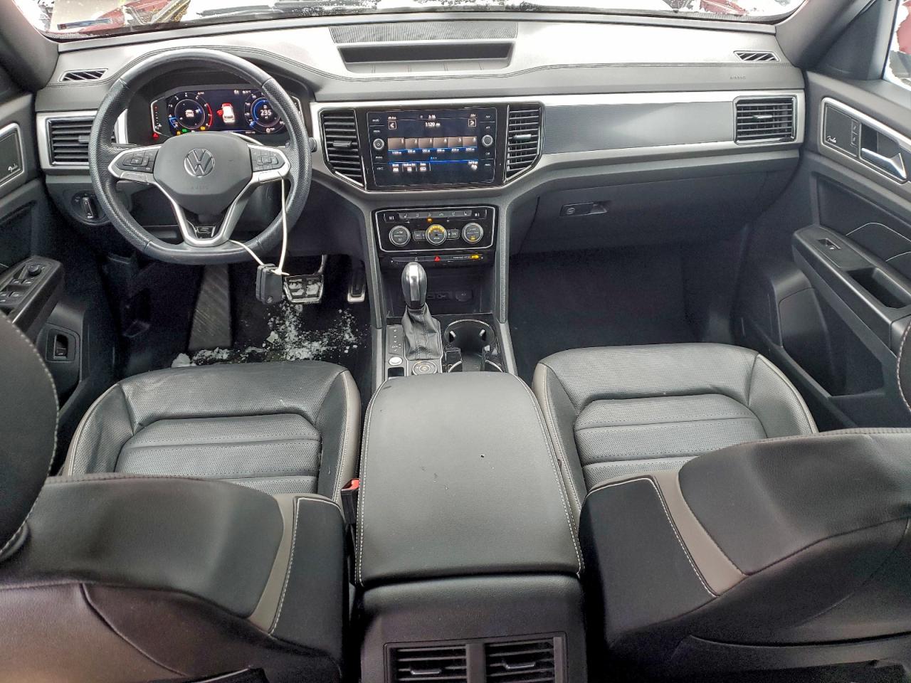 VOLKSWAGEN ATLAS CROSS SPORT SEL PREMIUM R-LINE