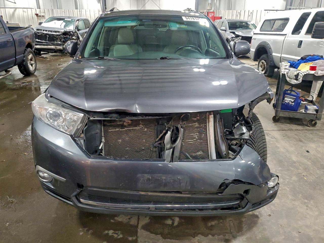 TOYOTA HIGHLANDER LIMITED