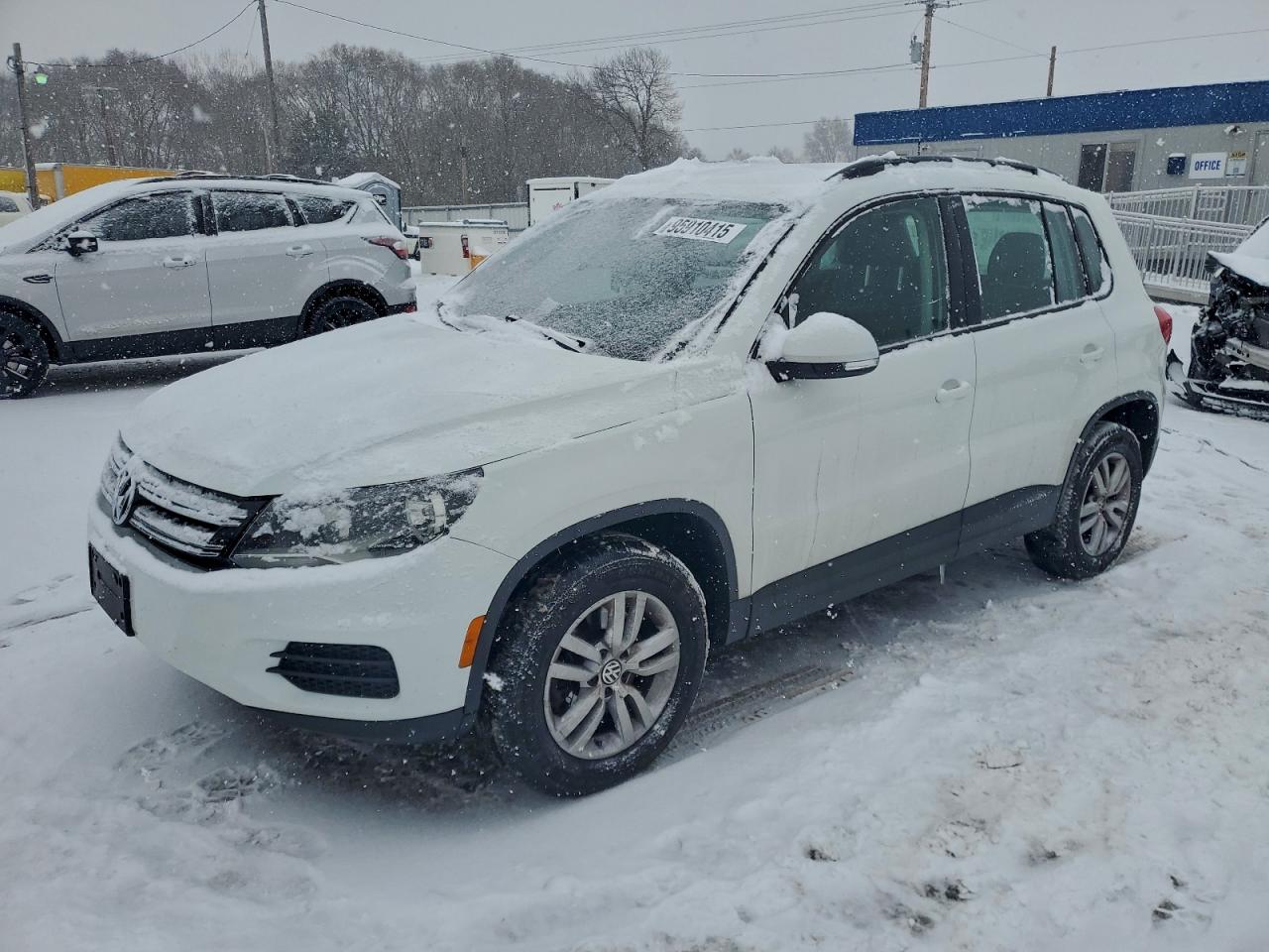 VOLKSWAGEN TIGUAN S