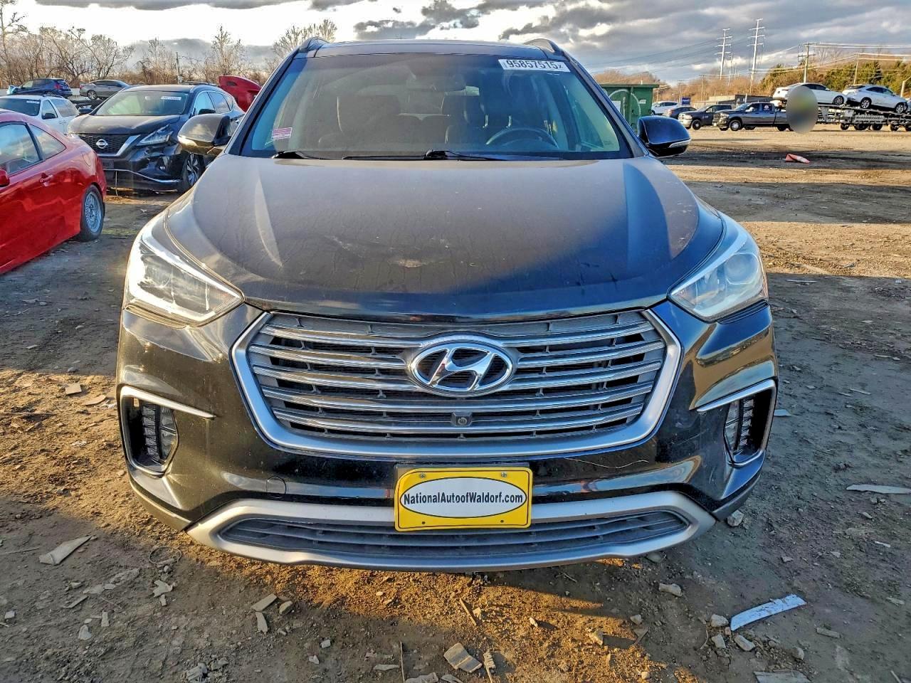 Lot #3315526357 2017 HYUNDAI SANTA FE S