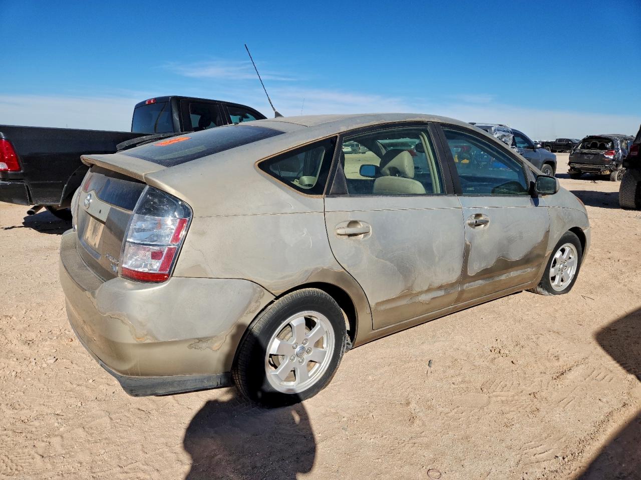 Lot #3309608557 2004 TOYOTA PRIUS