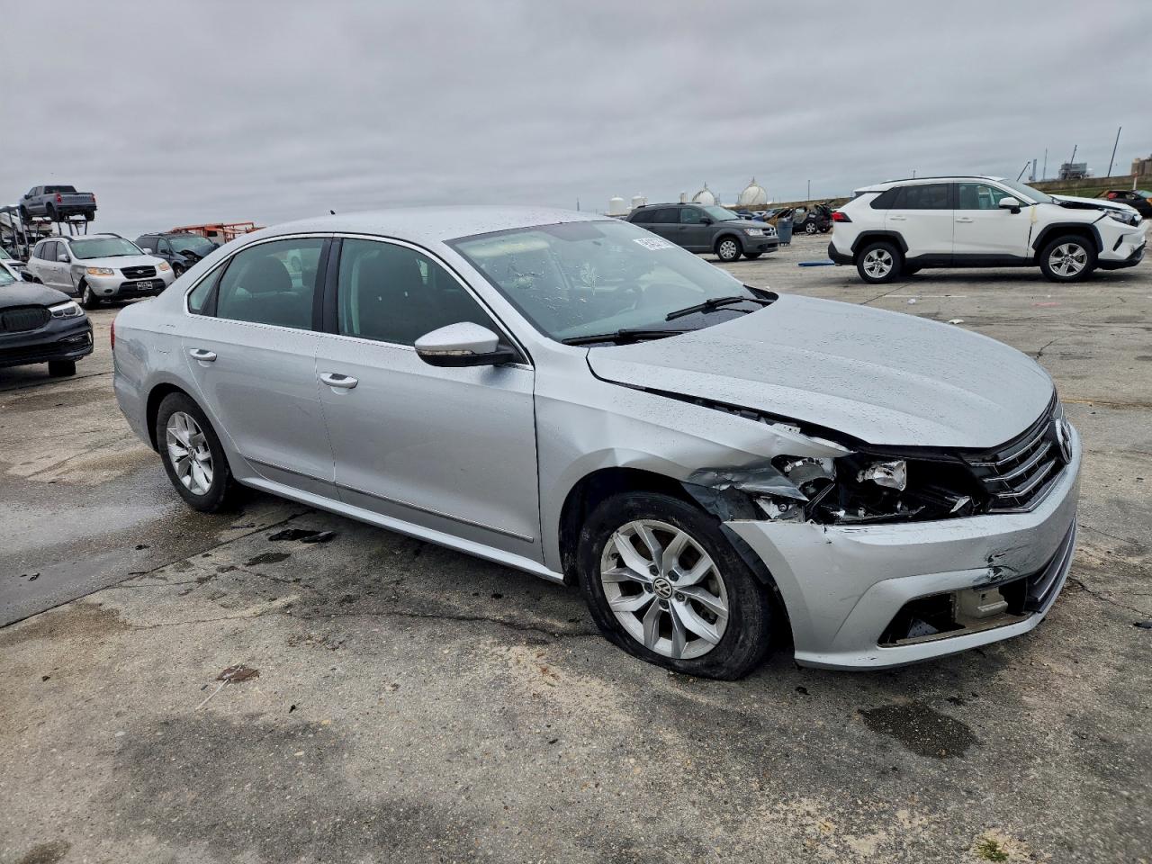 Lot #3316094278 2016 VOLKSWAGEN PASSAT S