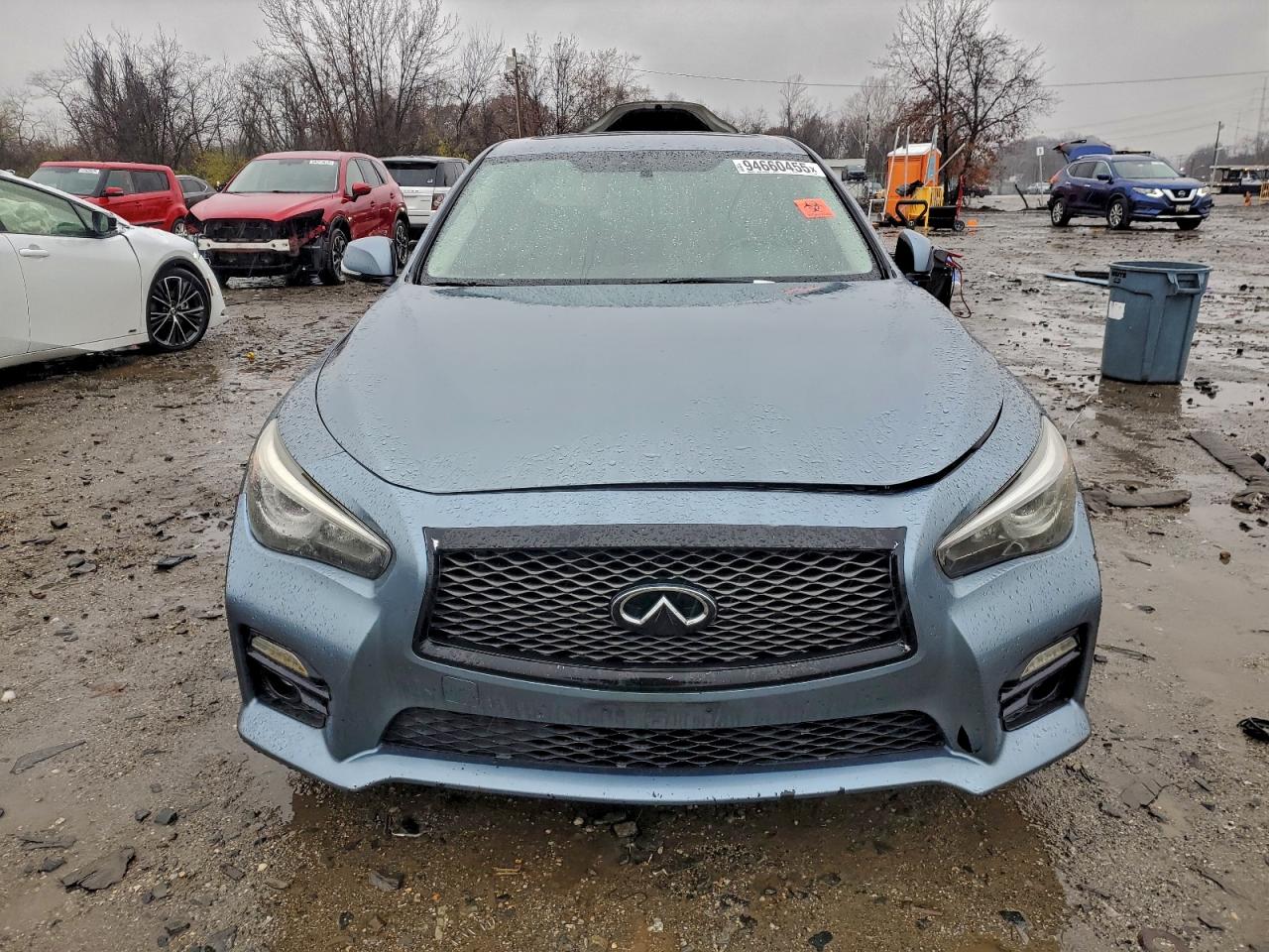 INFINITI Q50 PREMIUM
