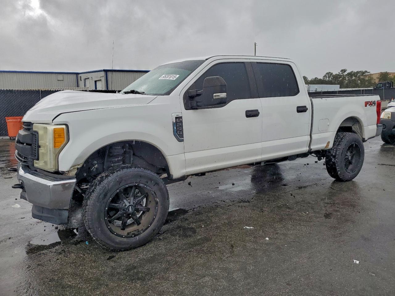 FORD F-250 SUPER DUTY