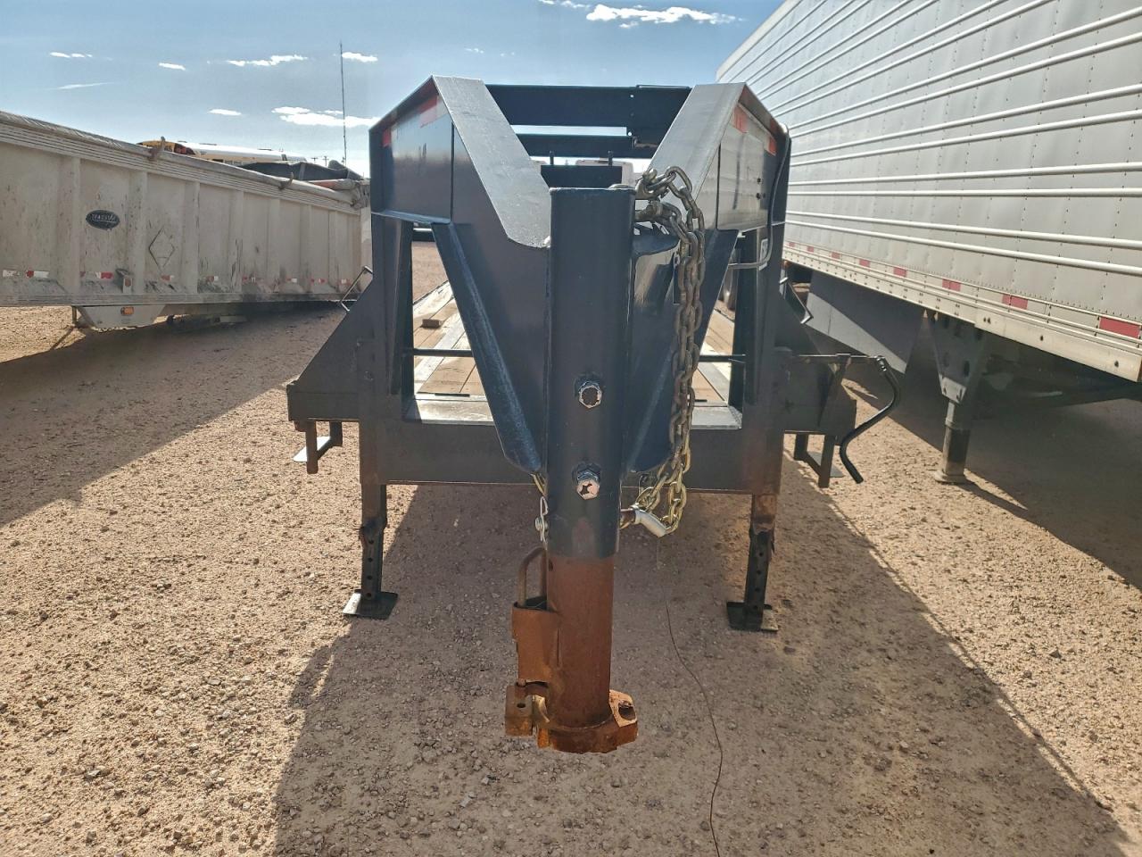 Lot #3317806090 2022 MP CUSTOMS UNKNOWN