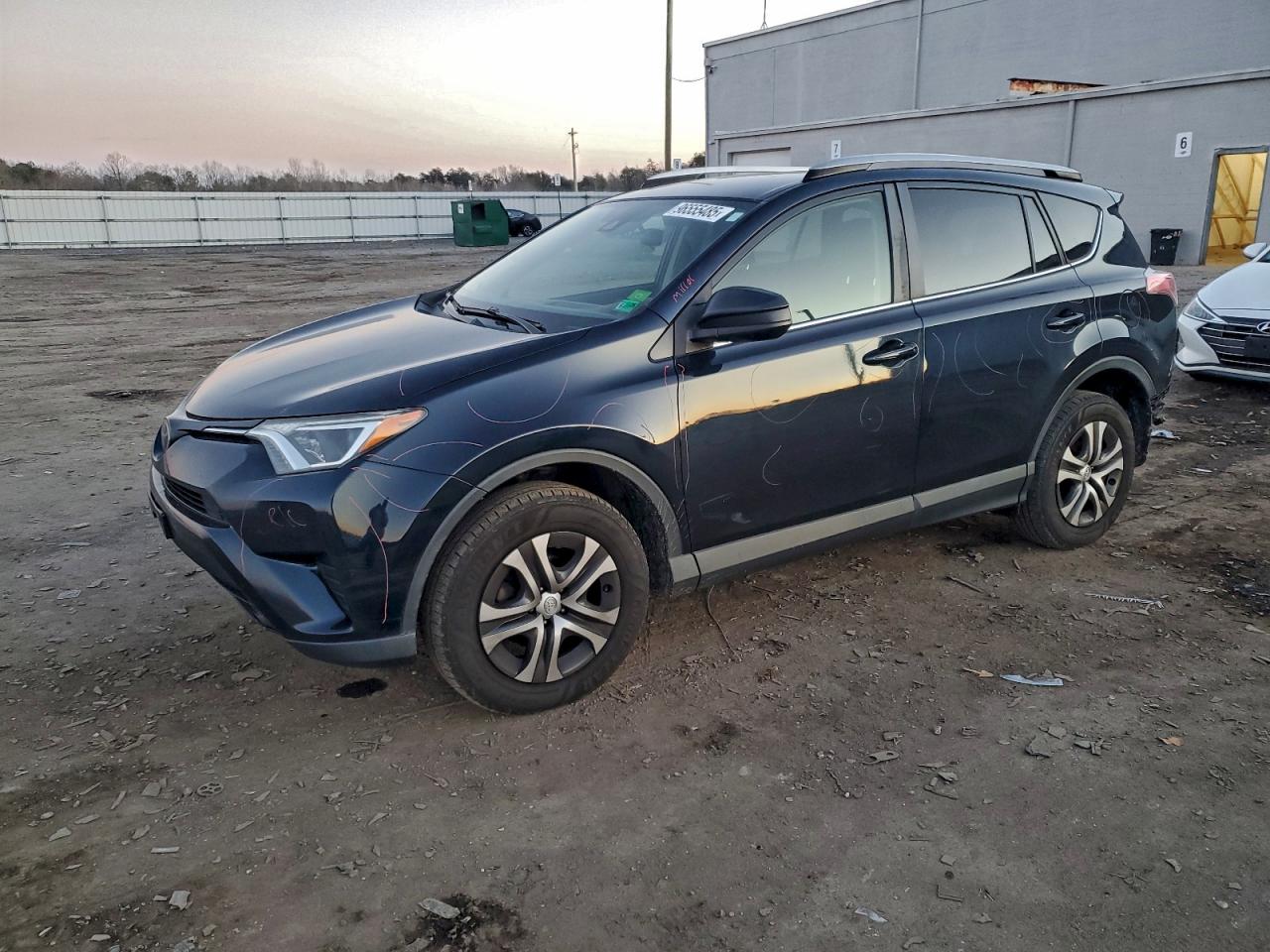 TOYOTA RAV4 LE