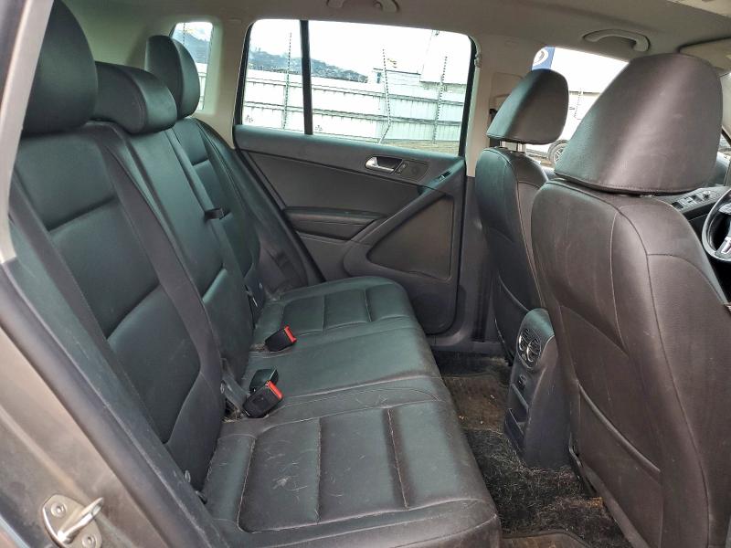 2012 VOLKSWAGEN TIGUAN S #3312338769