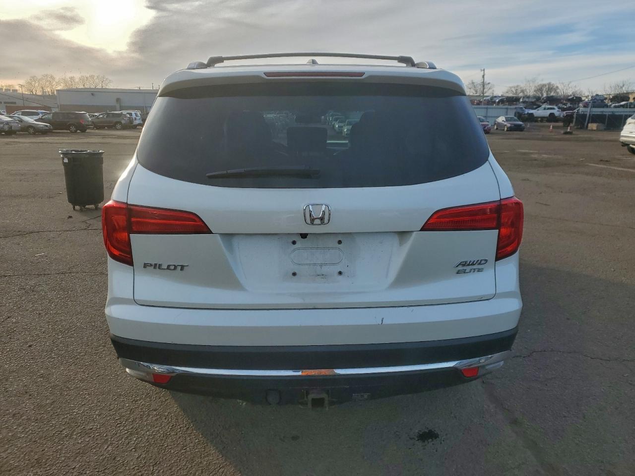 Lot #3316715507 2016 HONDA PILOT ELIT