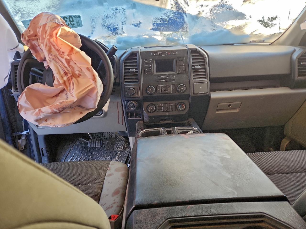 FORD F-150 SUPER CAB