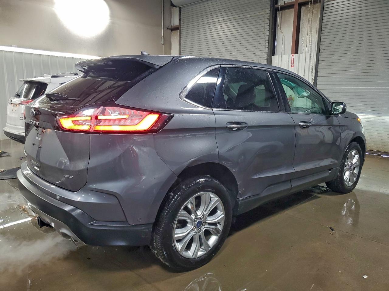 FORD EDGE TITANIUM