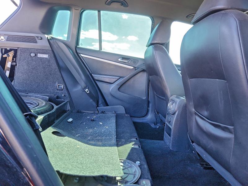 2016 VOLKSWAGEN TIGUAN S #3316758407