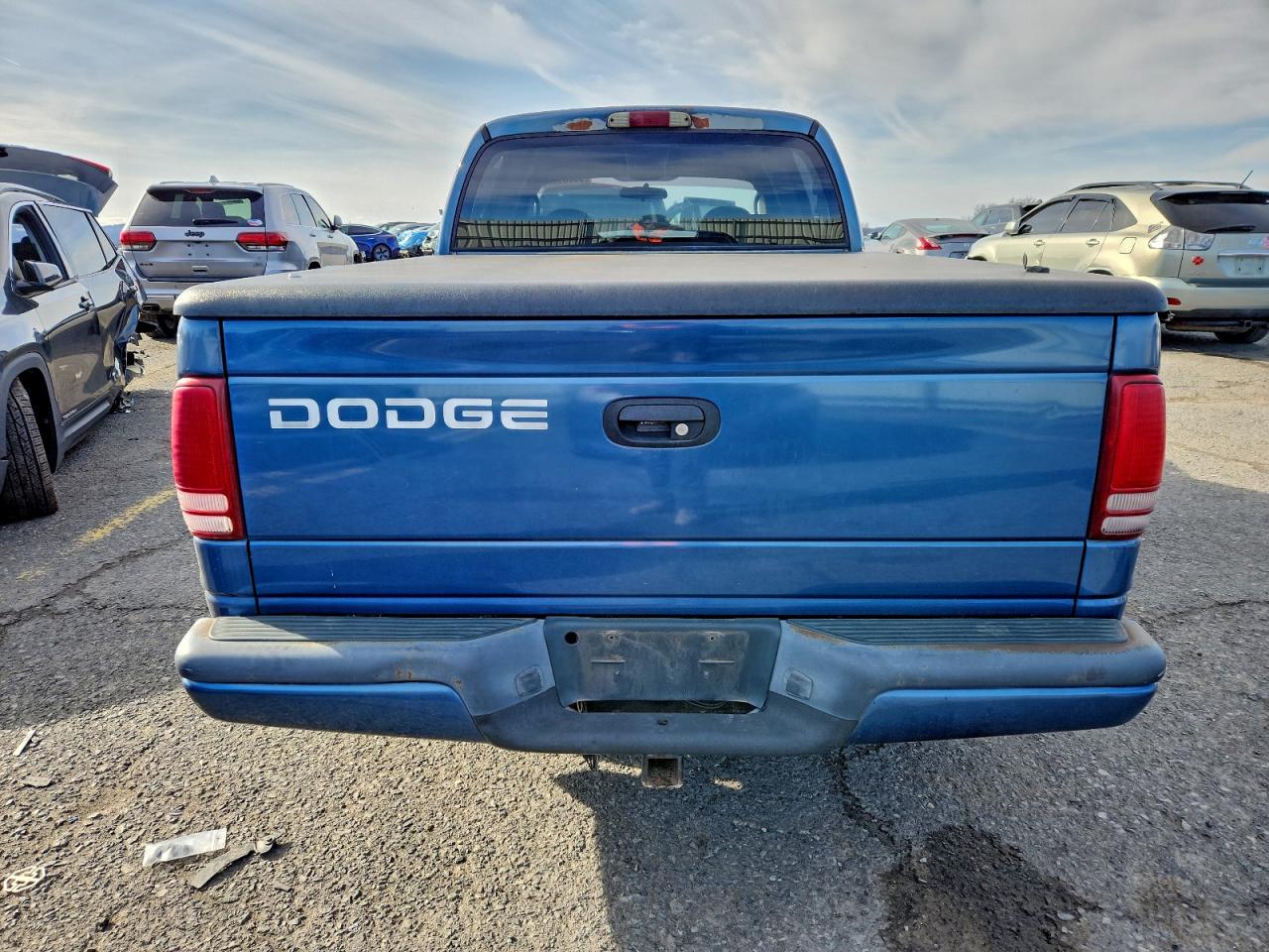 Lot #3311622218 2002 DODGE DAKOTA QUA