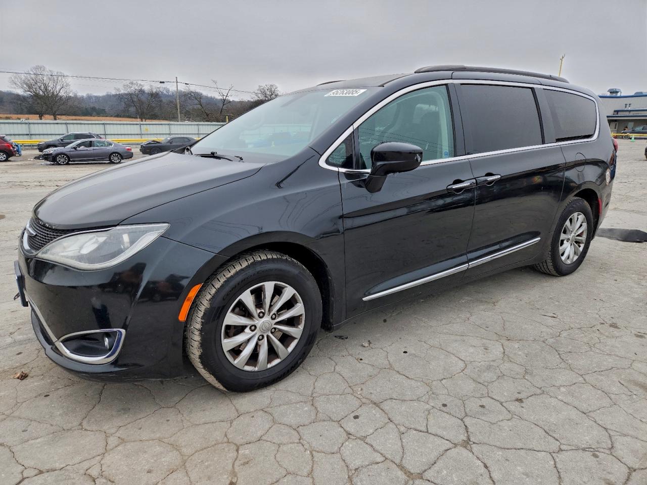 CHRYSLER PACIFICA TOURING L
