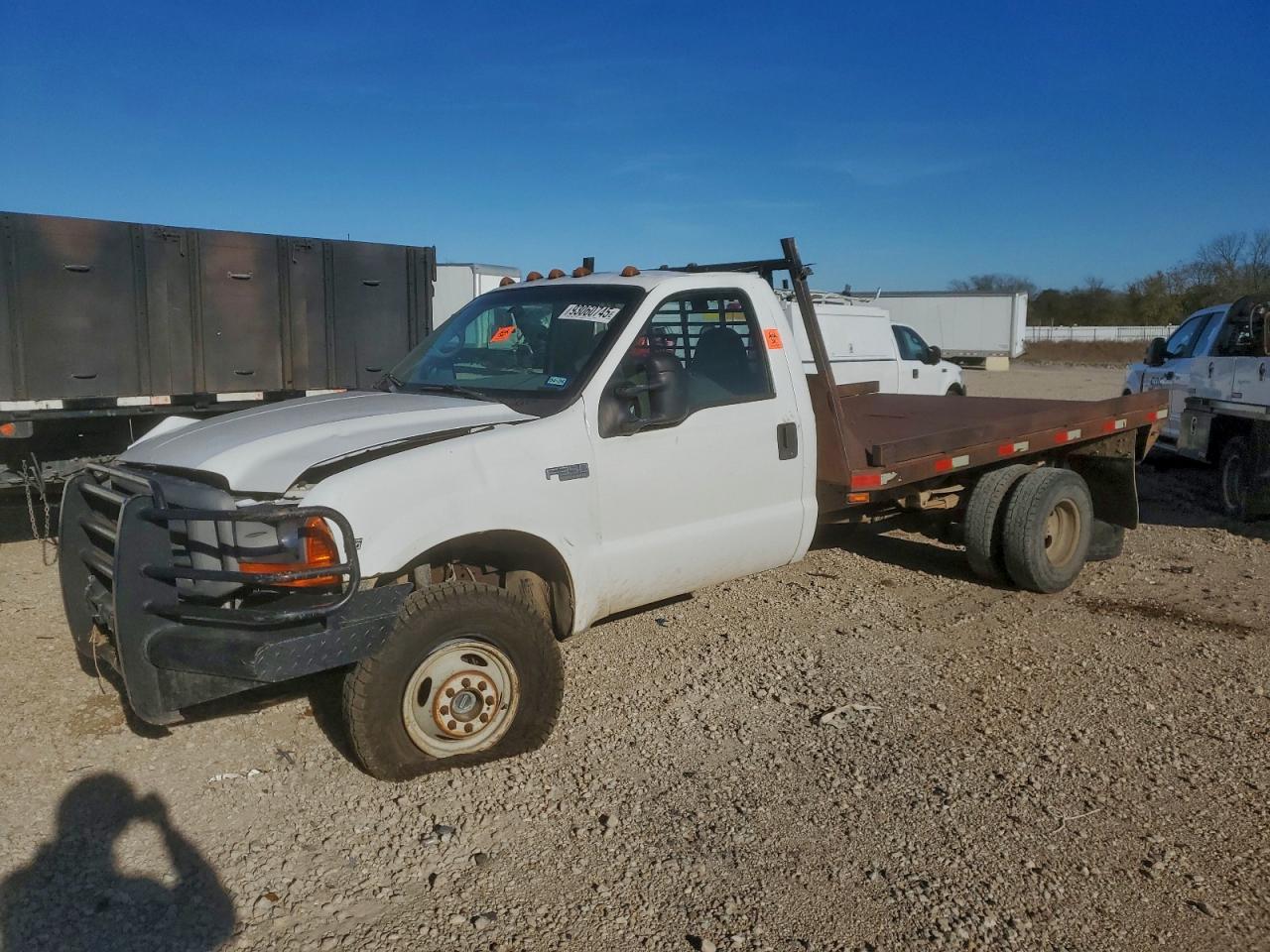 Lot #3311406321 1999 FORD F350