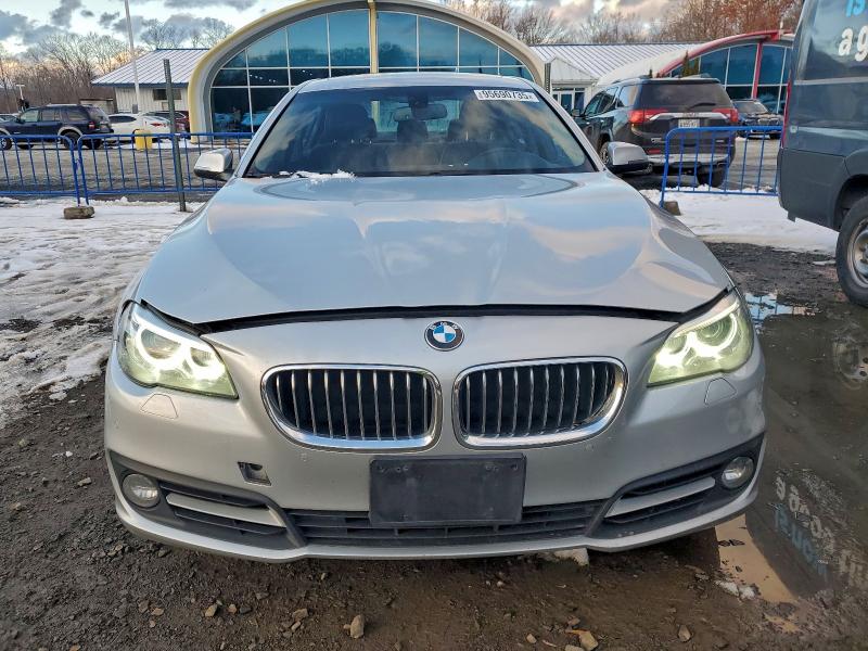 2015 BMW 528 XI #3304793319