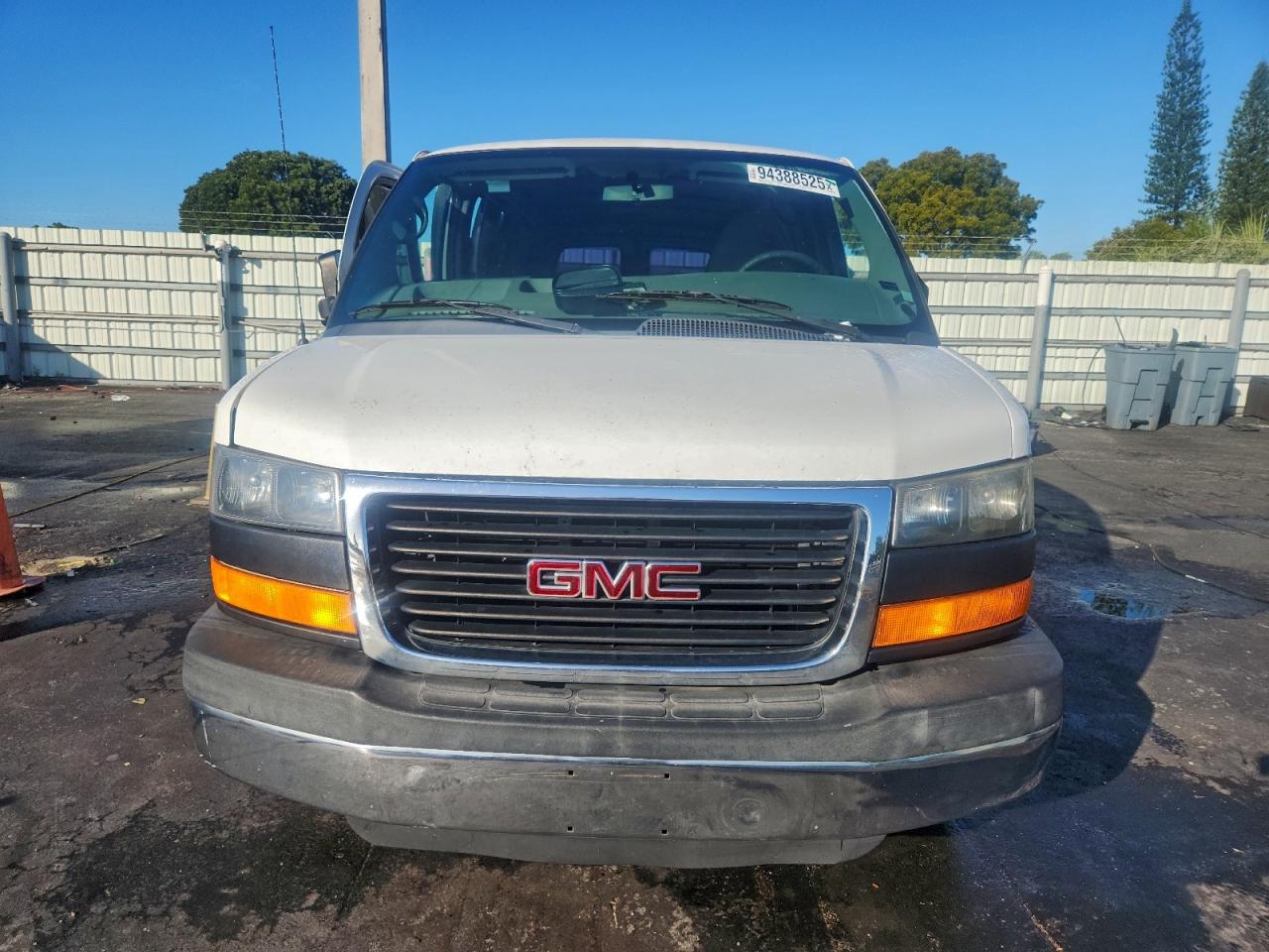 GMC SAVANA G2500