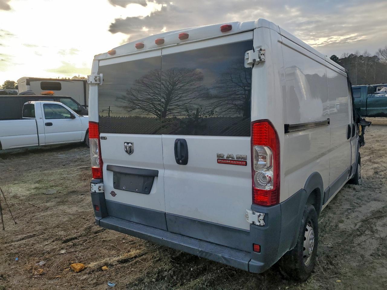 RAM PROMASTER 1500 STANDARD