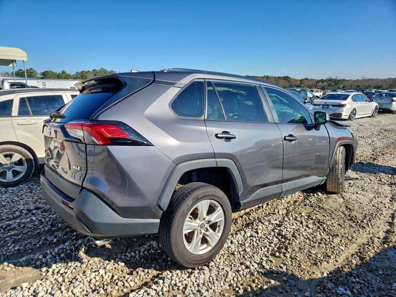 2021 TOYOTA RAV4 XLE #3310406982