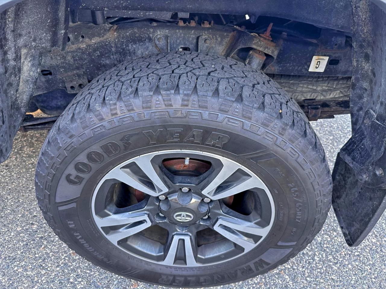 TOYOTA TACOMA DOUBLE CAB