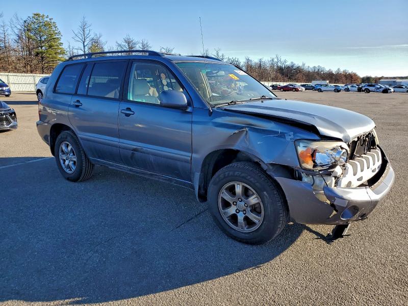 2005 TOYOTA HIGHLANDER #3305463070