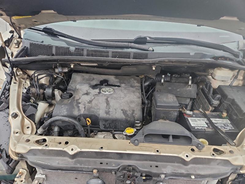 2011 TOYOTA SIENNA LE #3305505097