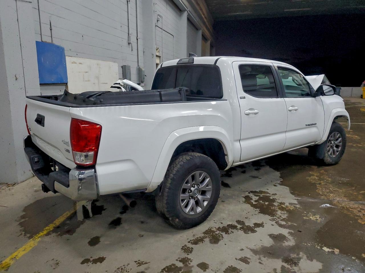 TOYOTA TACOMA DOUBLE CAB