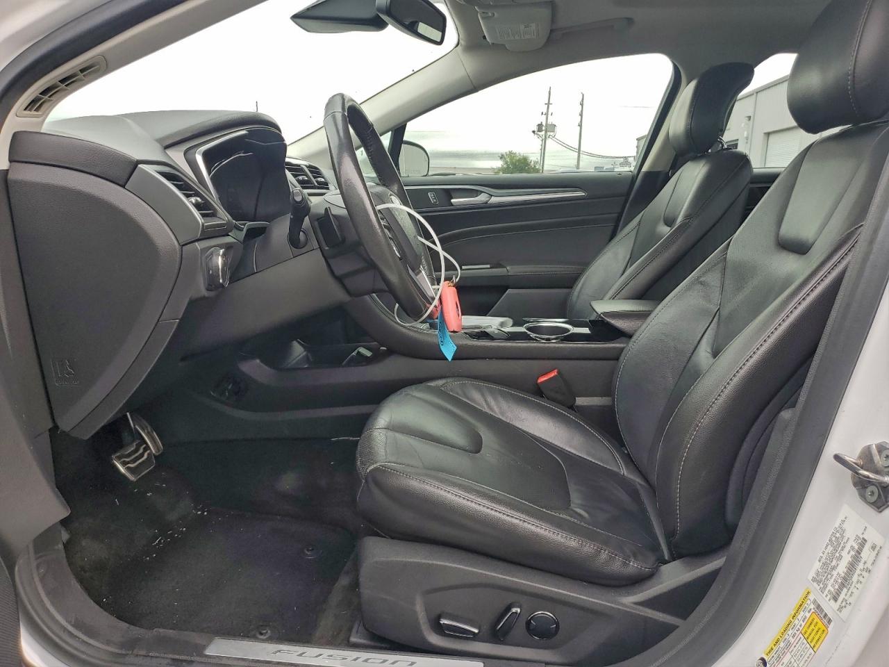 FORD FUSION TITANIUM