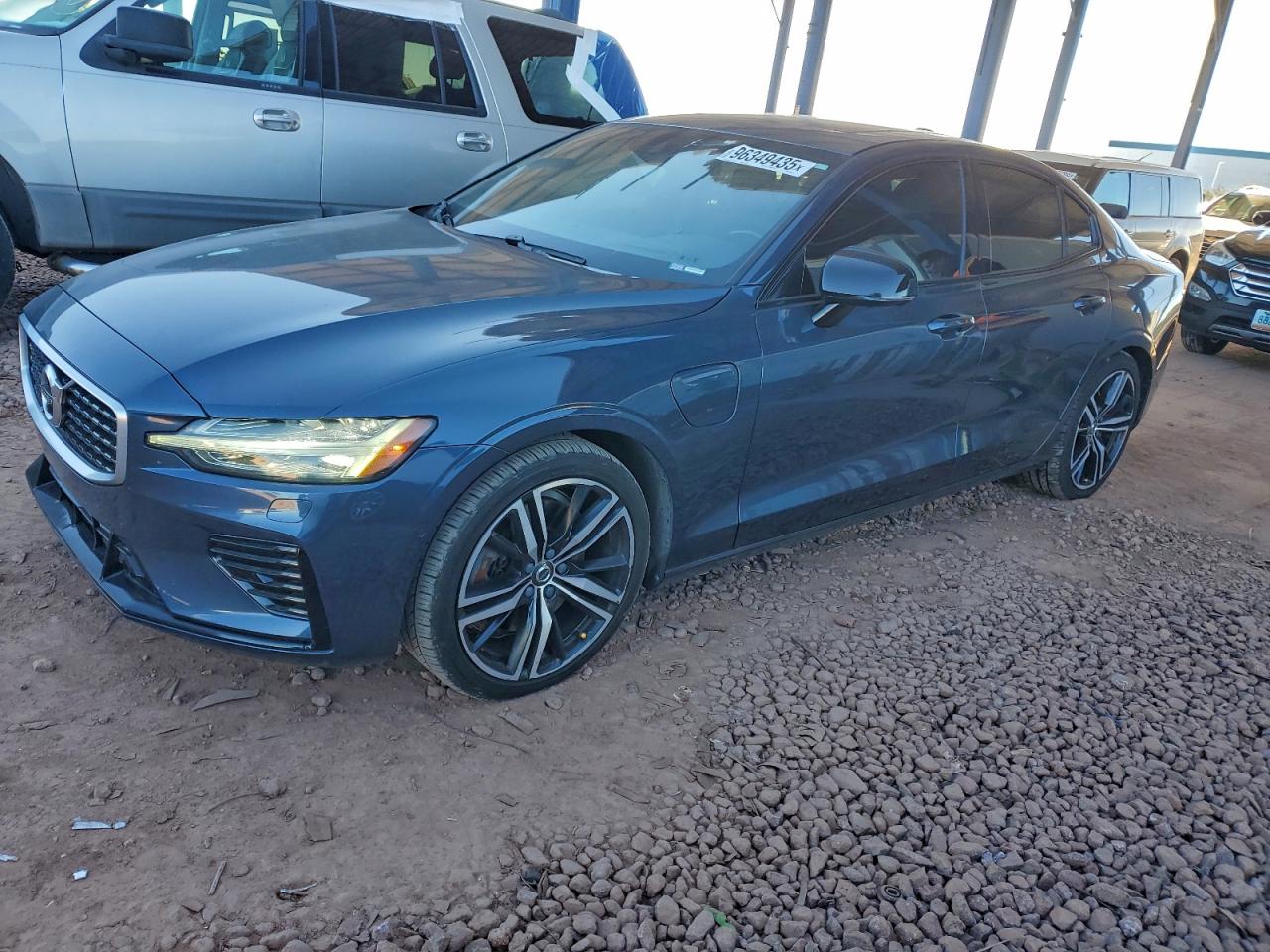 VOLVO S60 T8 R-DESIGN