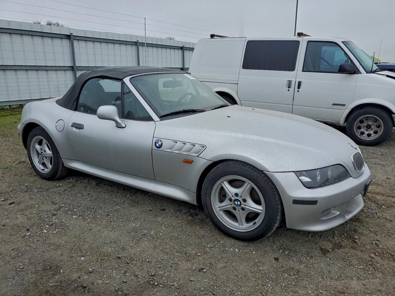 Lot #3316027351 2001 BMW Z3 3.0