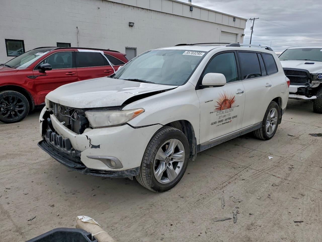 TOYOTA HIGHLANDER LIMITED