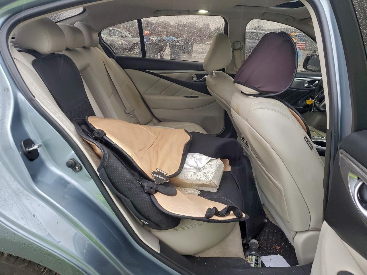 INFINITI Q50 PREMIUM