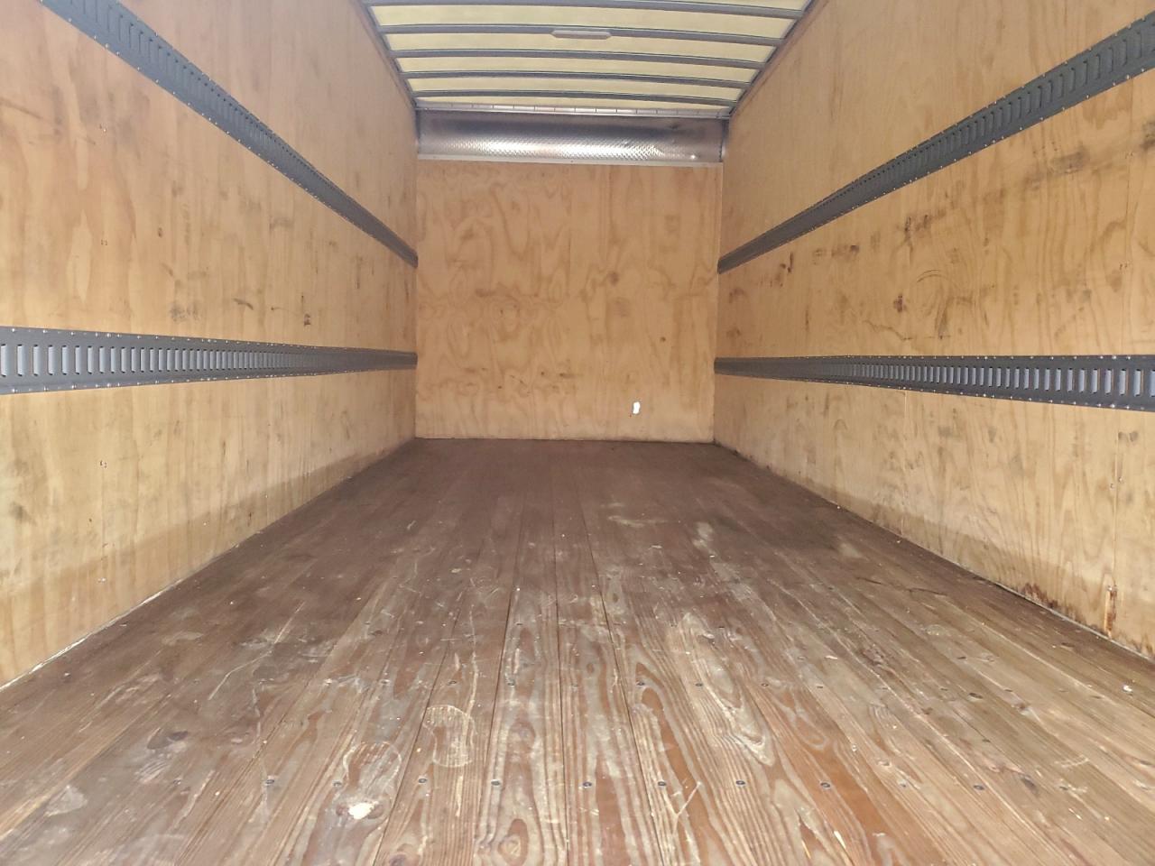 Lot #3304566460 2023 ISUZU NPR HD