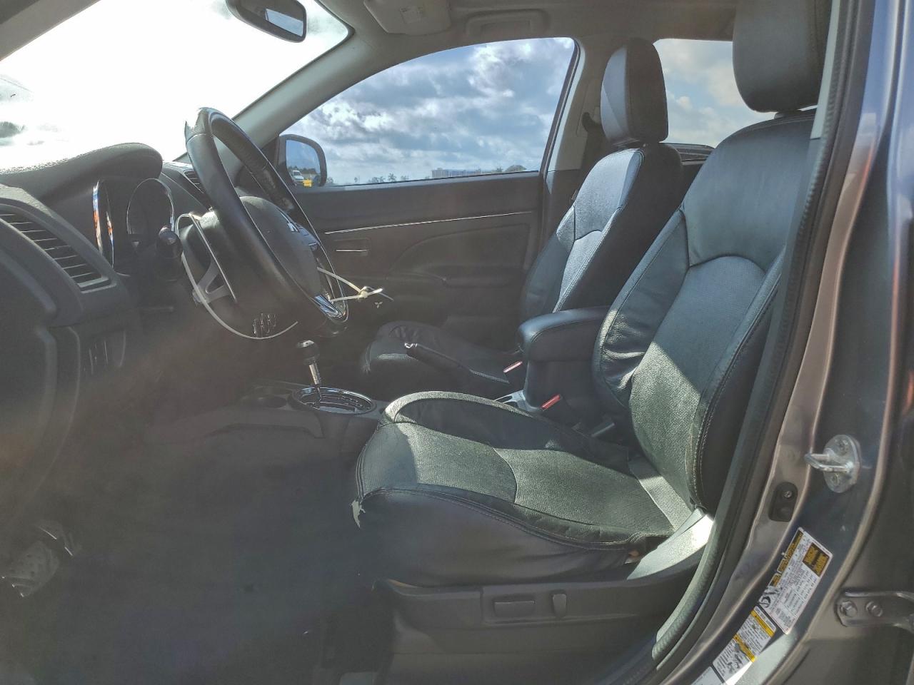 MITSUBISHI OUTLANDER SEL