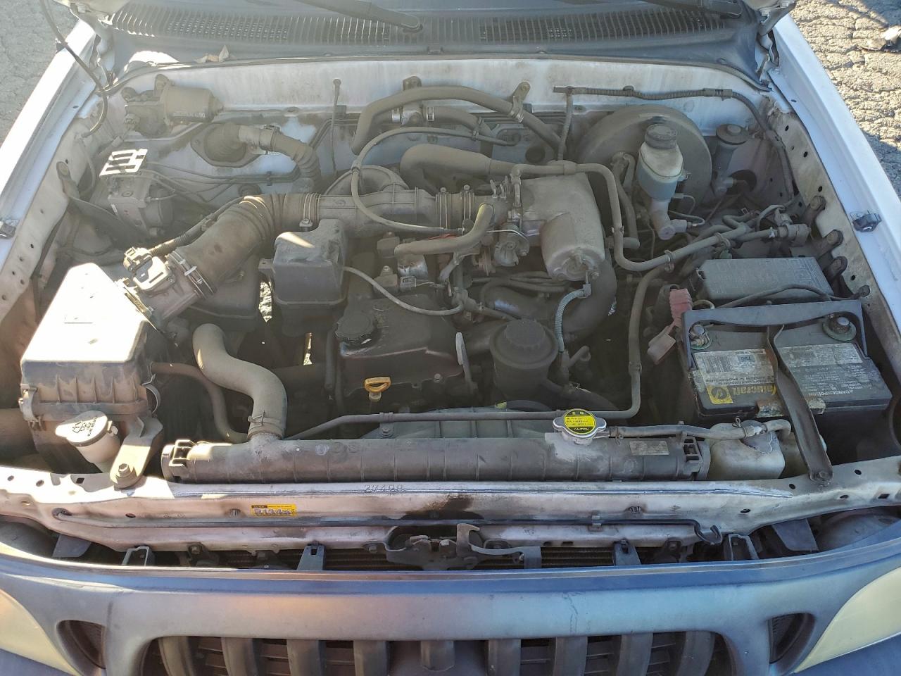 Lot #3317027084 2004 TOYOTA TACOMA