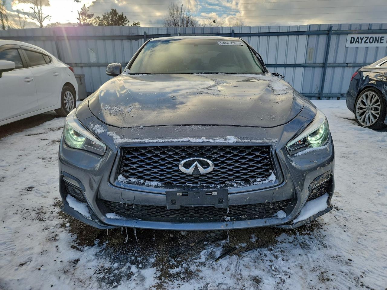 INFINITI Q50 LUXE