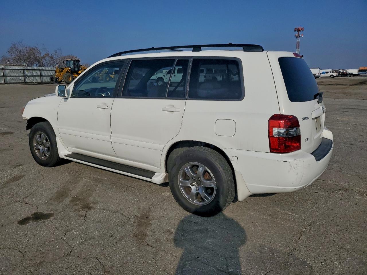 Lot #3304812643 2004 TOYOTA HIGHLANDER