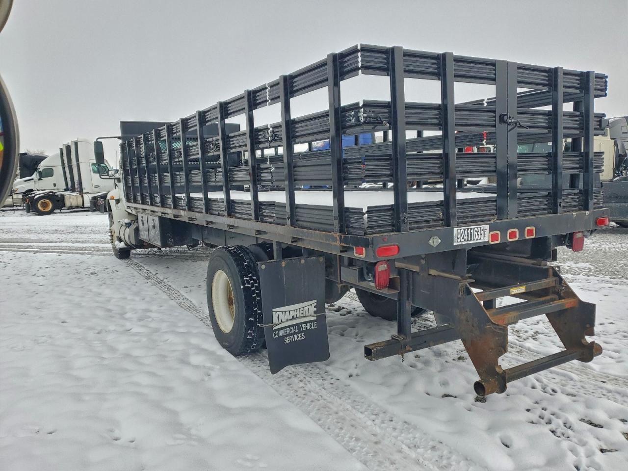 Lot #3303643936 2015 INTERNATIONAL 4300