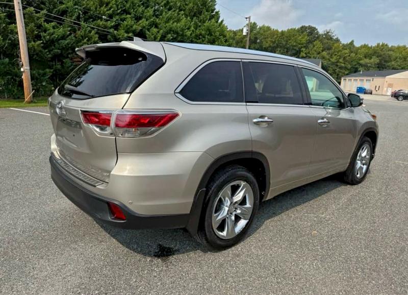 2014 TOYOTA HIGHLANDER #3302852895