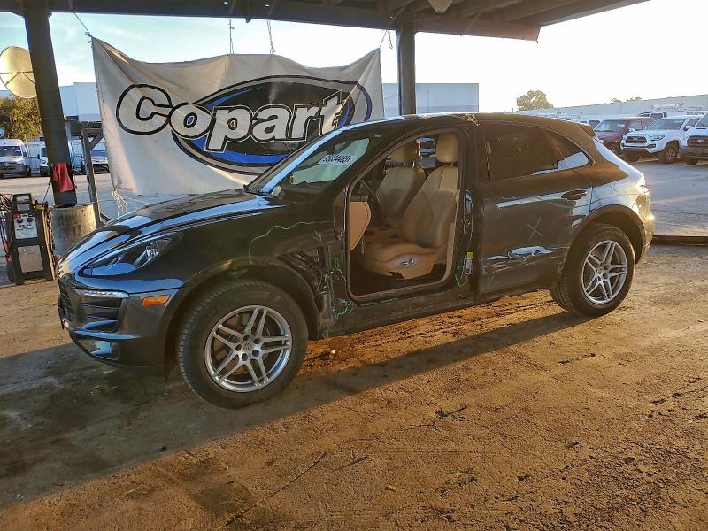 2018 PORSCHE MACAN #3304499599