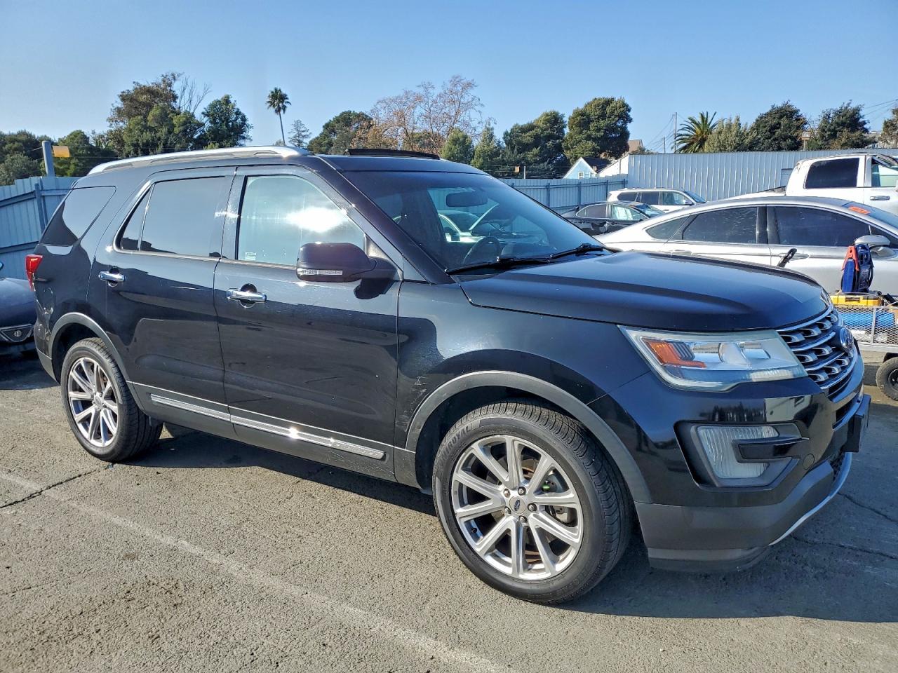 FORD EXPLORER LIMITED