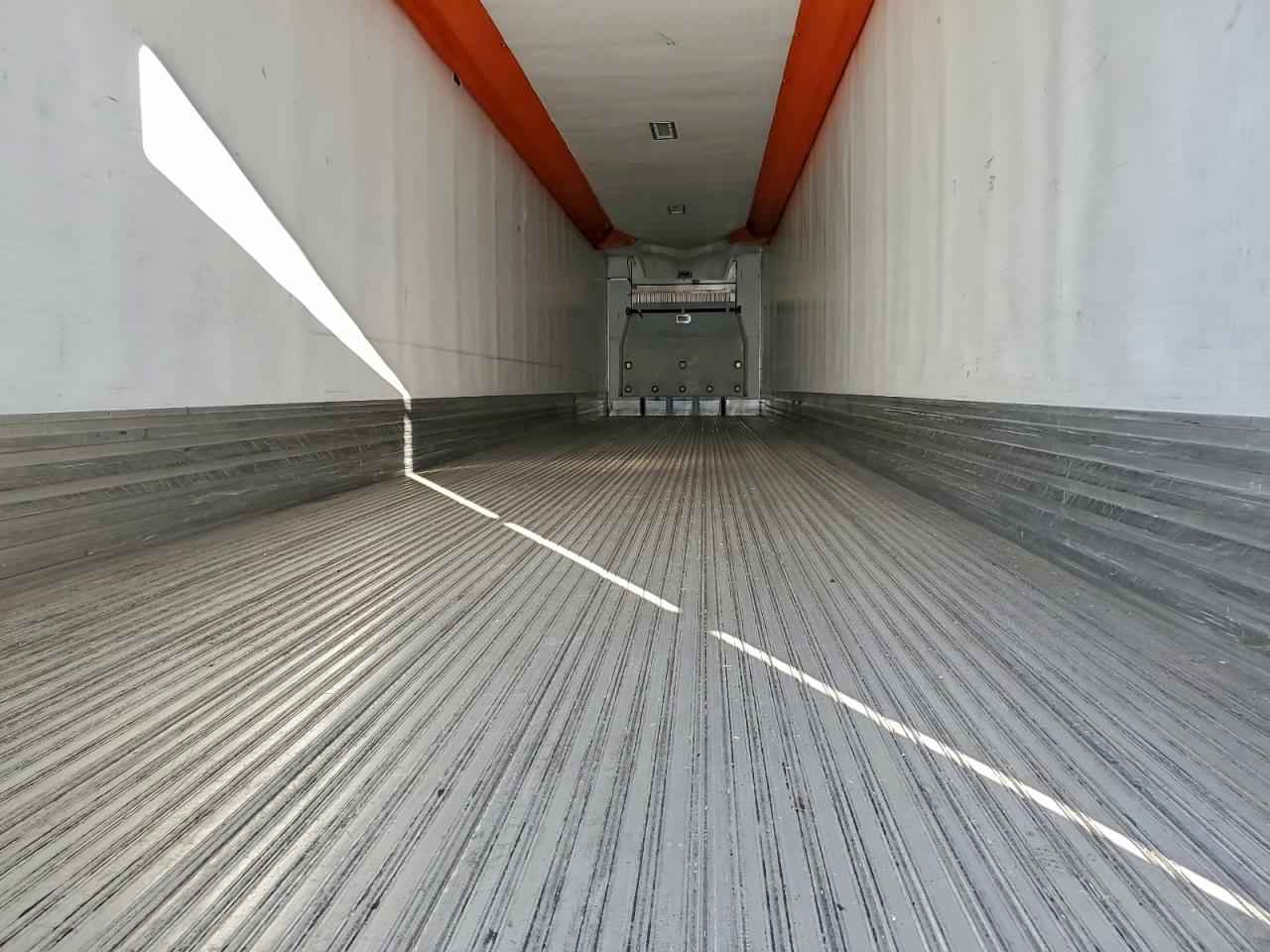 Lot #3319278705 2018 UTILITY REEFER TRLR