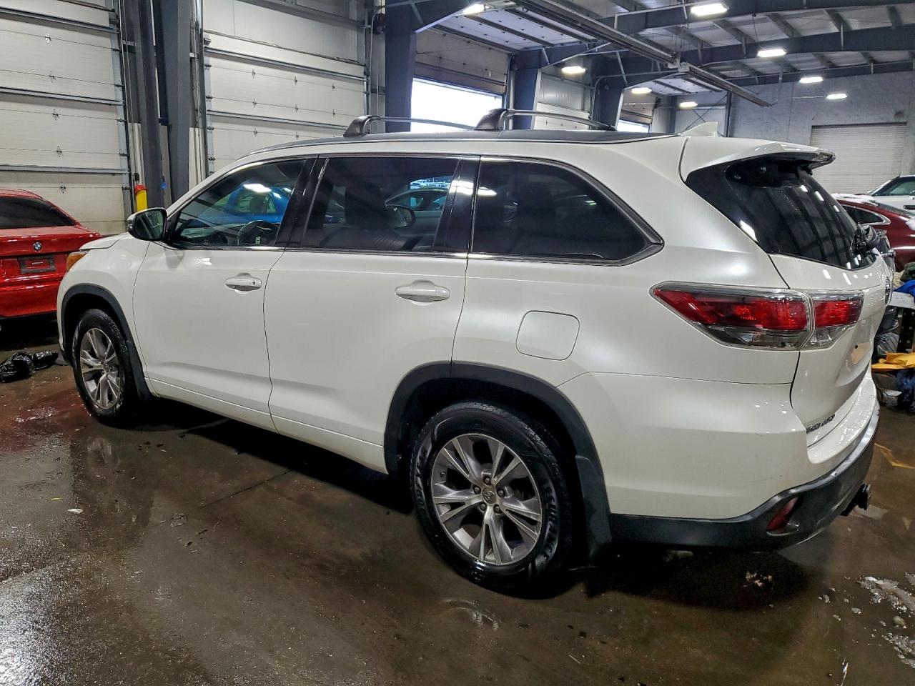 TOYOTA HIGHLANDER XLE