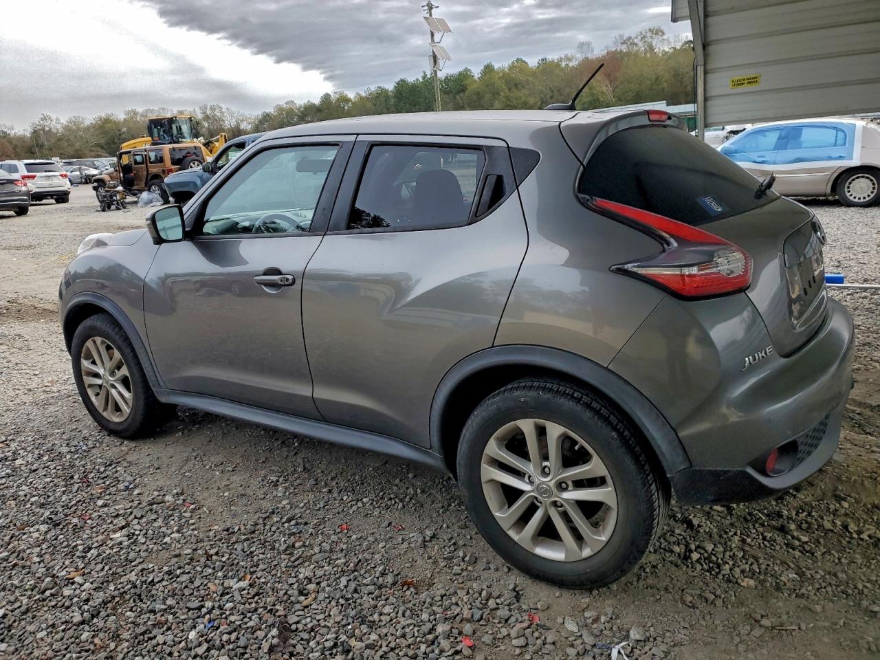 NISSAN JUKE S